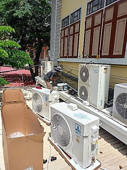 จัดซื้อครุภัณฑ์เครื่องปรับอากาศแบบแยกส่วน ระบบ Inverter ขนาด 36,000 BTU จำนวน 4 เครื่อง